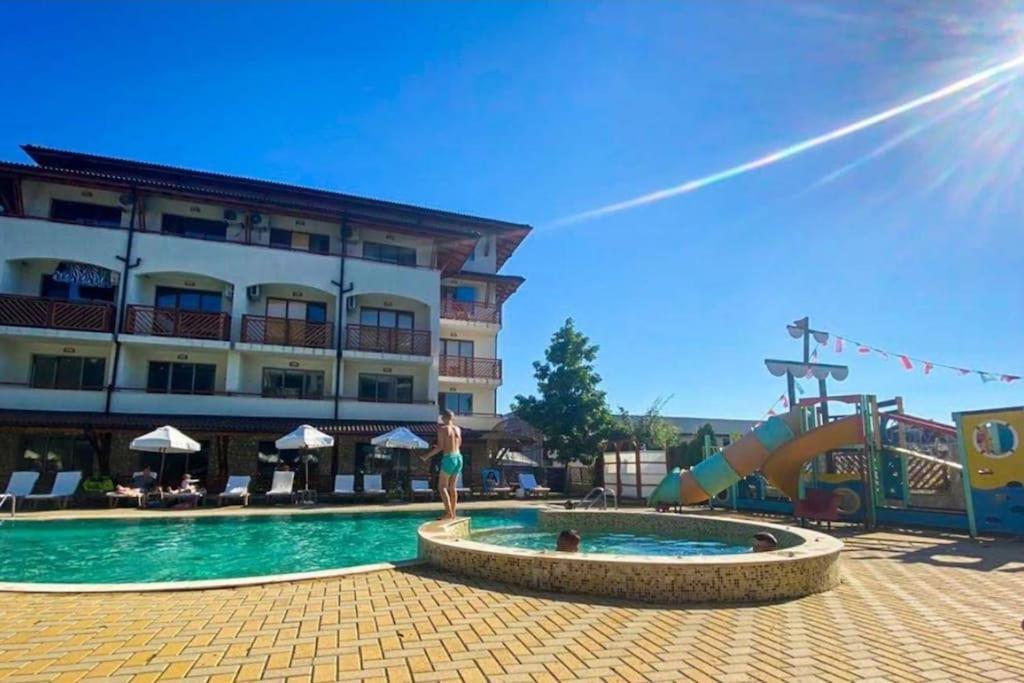 Apartament Studio Comfort Primorsko Mm Complex Екстериор снимка