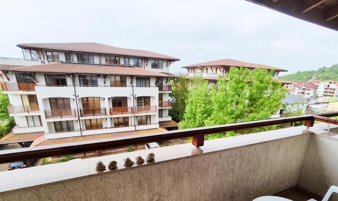 Apartament Studio Comfort Primorsko Mm Complex Екстериор снимка